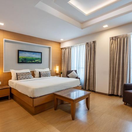 Hotel Gcc North Side Mira-Bhayandar Exterior foto