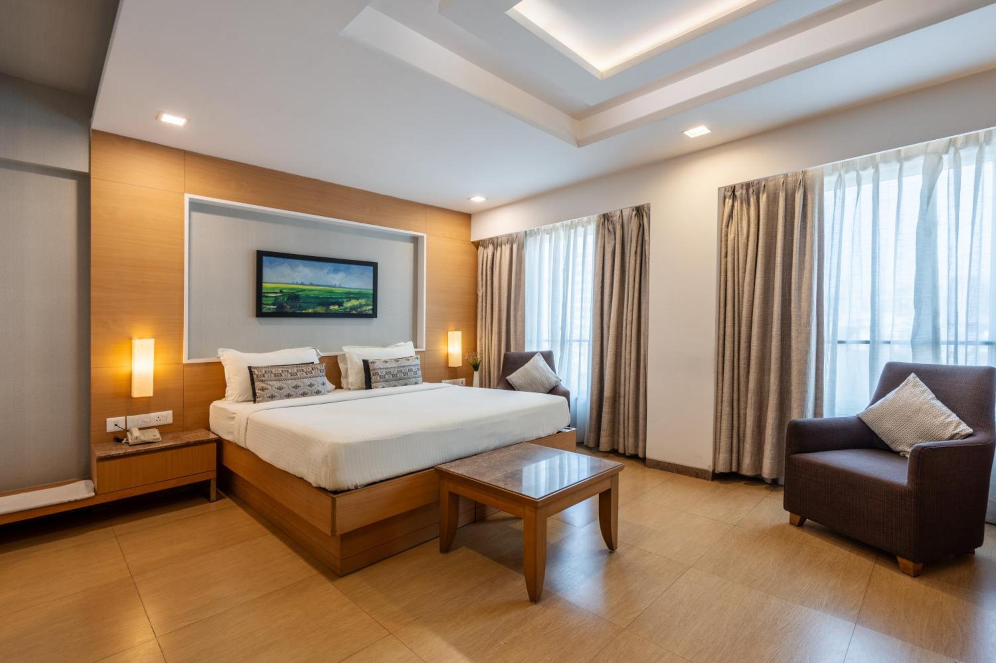 Hotel Gcc North Side Mira-Bhayandar Exterior foto